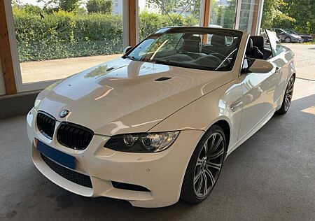 BMW M3 Cabrio*DE-FHZG*XENON*SHZ*NAVI*TEMPO*HiFi*TOP!