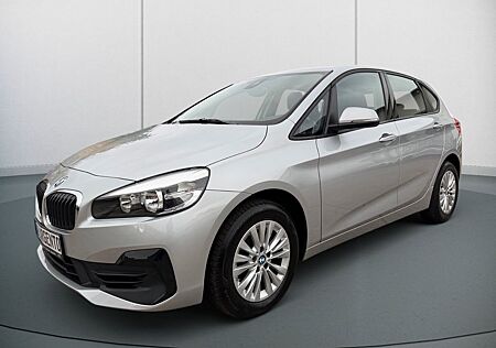 BMW 218 Tourer i sport line Sehr gepflegt!