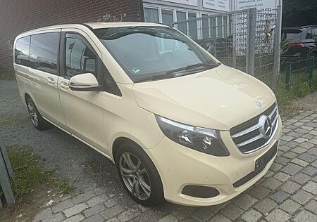 Mercedes-Benz V 220 CDI Lang, Automatik, 8 Sitzer
