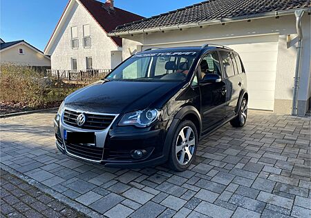 VW Touran Volkswagen Cross 2.0 TDI 103kW DPF -