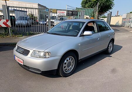 Audi A3 1.6 Ambiente 2.Hand Klima PDC
