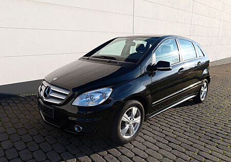 Mercedes-Benz B 150 AUTOMATIK/ WENIG KM / NEUE TÜV /