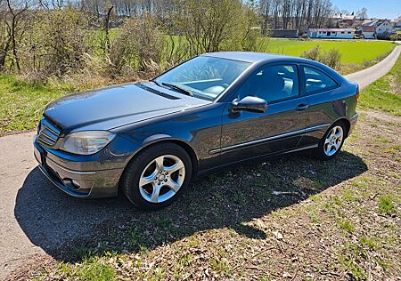 Mercedes-Benz CLC 200 KOMPRESSOR