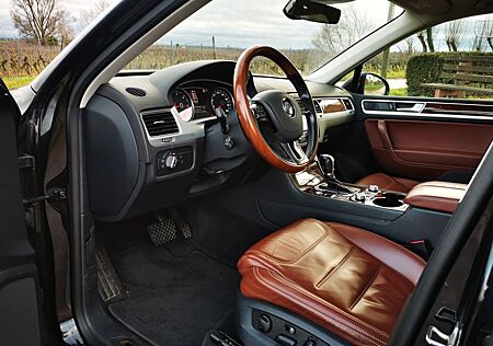 VW Touareg Volkswagen 3.0 V6 TDI * Exclusive *Pano *360°