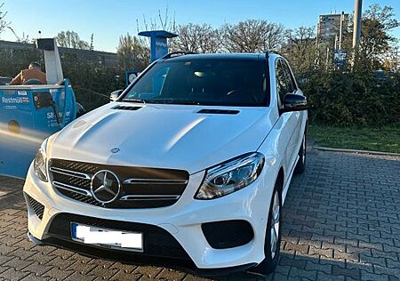Mercedes-Benz GLE 400 4MATIC - AMG-Line