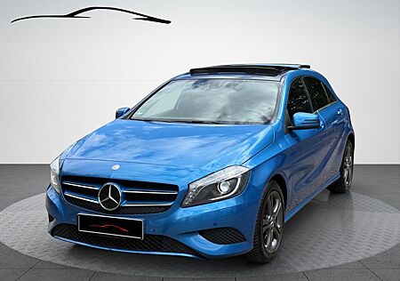 Mercedes-Benz A 180 A -Klasse BlueEfficiency/ Panorama