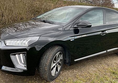 Hyundai Ioniq ELEKTRO Style Sehr gepflegt