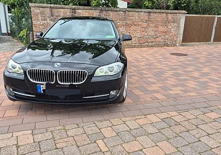 BMW 530d F11 Head-Up Garagenfahrzeug