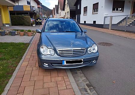 Mercedes-Benz C 240 T ELEGANCE