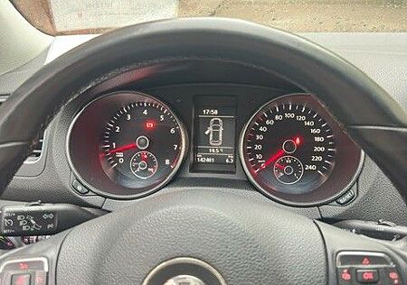 VW Golf Volkswagen 1.4 TSI 90 kW Style Style