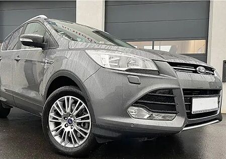 Ford Kuga 4x4 Top-Zustand, Zahnriemen + TÜV NEU