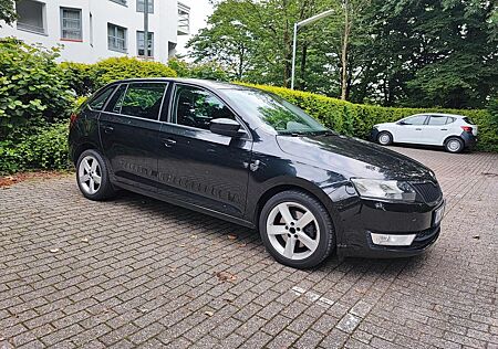 Skoda Rapid 1.6 TDI 66kW Green tec Scheckheftgepflegt