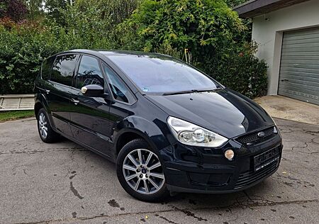 Ford S-Max 2,0 Titanium Titanium / TÜV & Service Neu