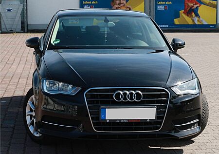 Audi A3 2.0 TDI Ambiente Navi | SHZ | AHK | PDC |