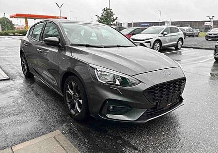 Ford Focus ST-Line Limo. Navi+Sitzhzg+Klimaaut