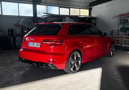 Audi RS3 2.5 TFSI S tronic quattro Sportback -