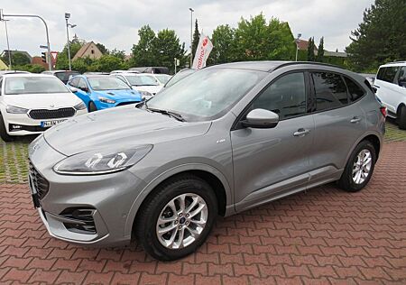 Ford Kuga Hybrid Titanium