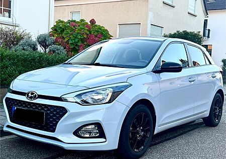 Hyundai i20 ! TOP Zustand!