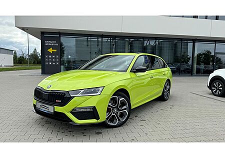 Skoda Octavia Combi RS DSG AHK STH Pano Challenge+