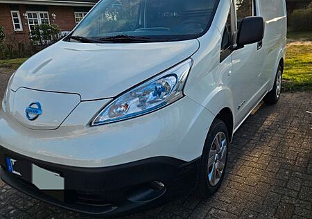 Nissan E-NV200