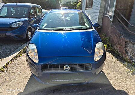 Fiat Grande Punto 1.2 8V Dynamic KLIMA "TÜV NEU"