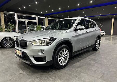 BMW X1 xDrive 20 i / LEDER / PANORAMA / KAMERA/ NAVI