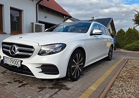 Mercedes-Benz E 220 d 4MATIC T Autom. -