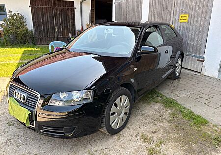 Audi A3 1.6 - TÜV Neu - Scheckheft gepflegt