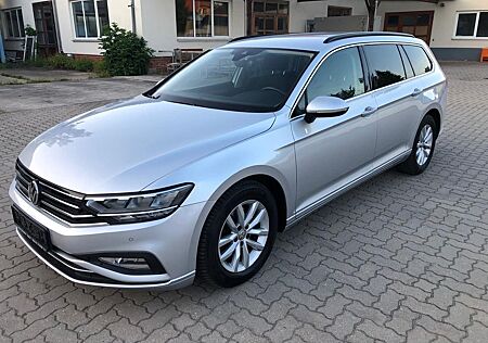 VW Passat Variant Volkswagen Businessn Navi.LMF.PDC.