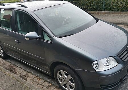VW Touran Volkswagen 1.6 Trendline Trendline