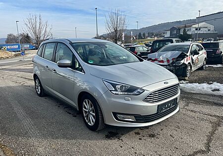 Ford Grand C-Max Titanium 7 SITZE