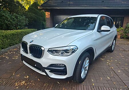 BMW X3 xDrive30e ADVANTAGE AT ADVANTAGE