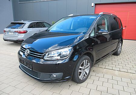 VW Touran Volkswagen Cup