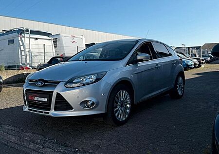 Ford Focus Lim. Titanium Zahnriemen/HU NEU!