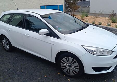 Ford Focus 1,0 EcoBoost 74kW Turnier -