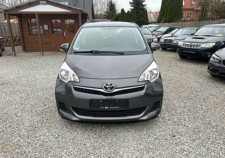 Toyota Verso-S Life