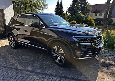 VW Touareg Volkswagen 4.0 V8 TDI SCR 310kW 4MOTION Tiptronic -