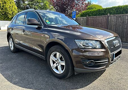 Audi Q5 2.0 TDI DPF S tronic quattro -