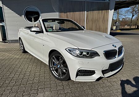 BMW M2 M235i Cabrio TÜV/INSPKT