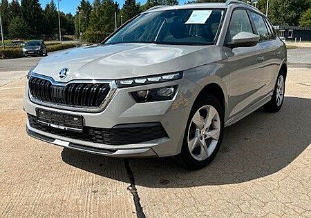 Skoda Kamiq Style 1,5 TSI NAVI Kamera LED PDC