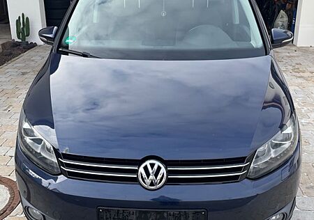 VW Touran Volkswagen 2.0 TDI Highline BlueMotion Technolog...