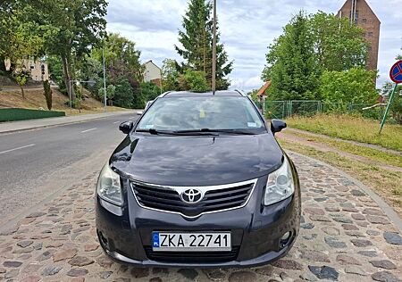 Toyota Avensis Kombi 2.0 Edition