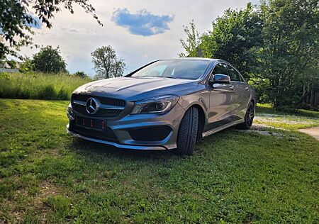 Mercedes-Benz CLA 220 CDI DCT AMG Line
