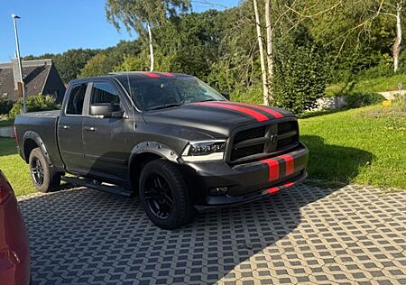 Dodge RAM 5,7 Hemi 4x4 Quad Cab