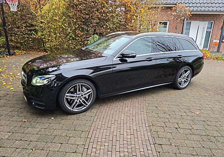 Mercedes-Benz E 400 d 4MATIC T Autom. -Panorame-AMG Line