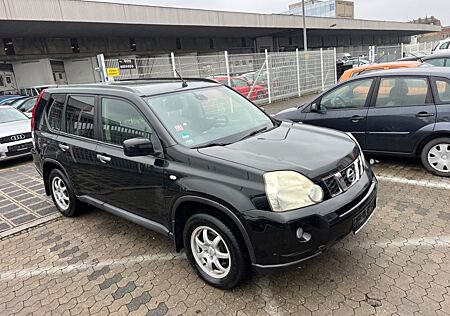 Nissan X-Trail 4x4 LE 2.0 dCi, Automatic, Panorama