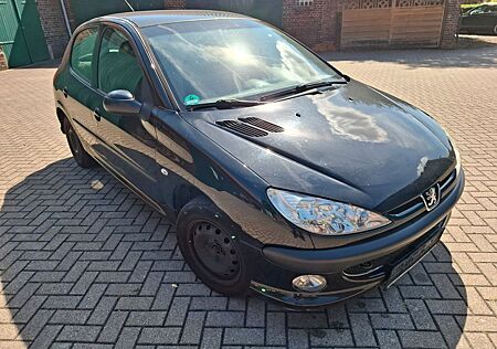 Peugeot 206 1.4 75PS TüV 3/26
