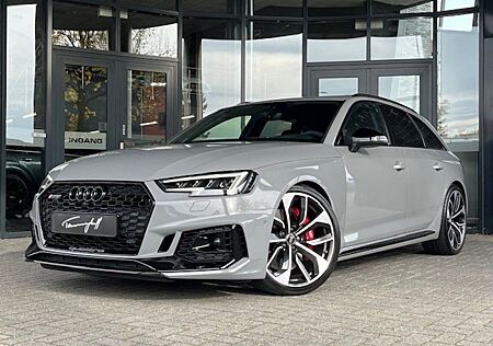 Audi RS4 2.9 TFSI QUATTRO - PANO - MILLTEK - BenO