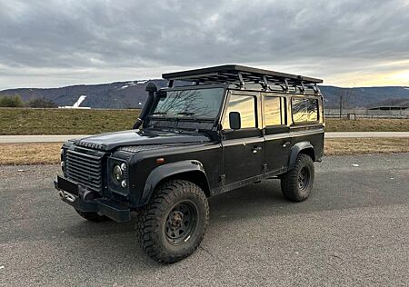 Land Rover Defender 110 Td5 (A/C, Webasto, Winch)