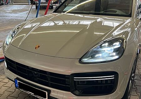 Porsche Cayenne Turbo Coupé I Approved Garantie